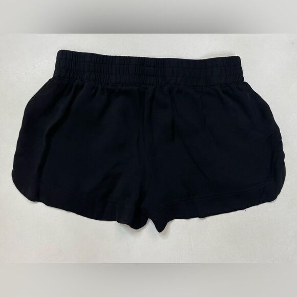 L'agence Front Zipper Pockets Mini Shorts Women Size 0 Black - Picture 2 of 8